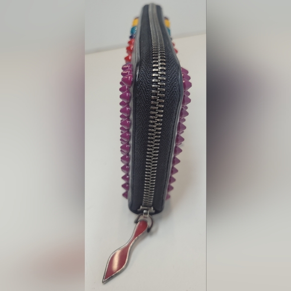 SOLD ❌Christian Louboutin Black Zippy Panettone Wallet - Picture 5 of 11